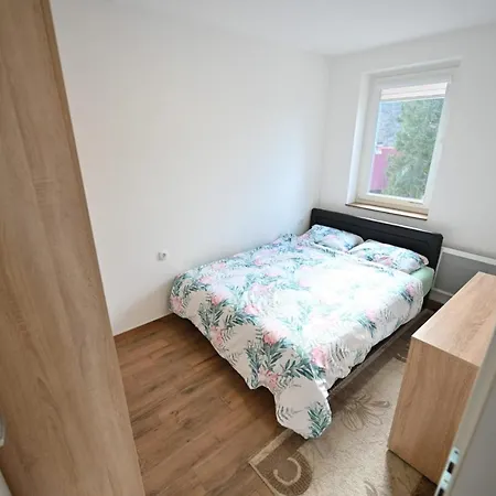 Dimitrije 公寓 亚霍里纳